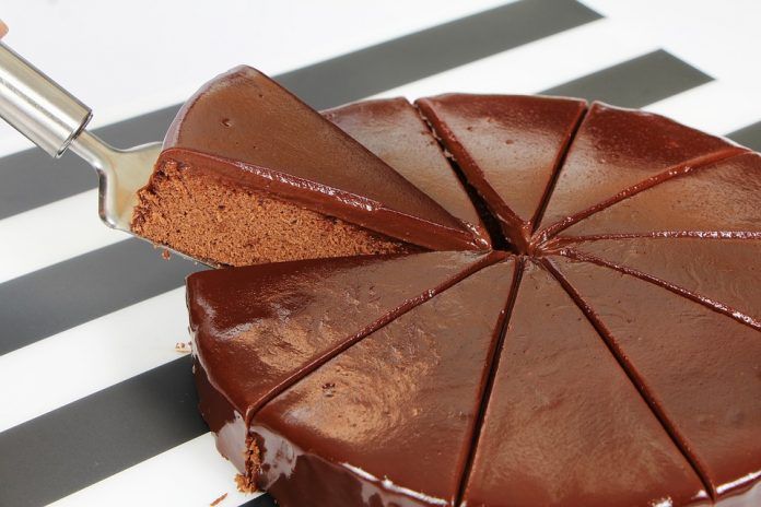 bolo de chocolate